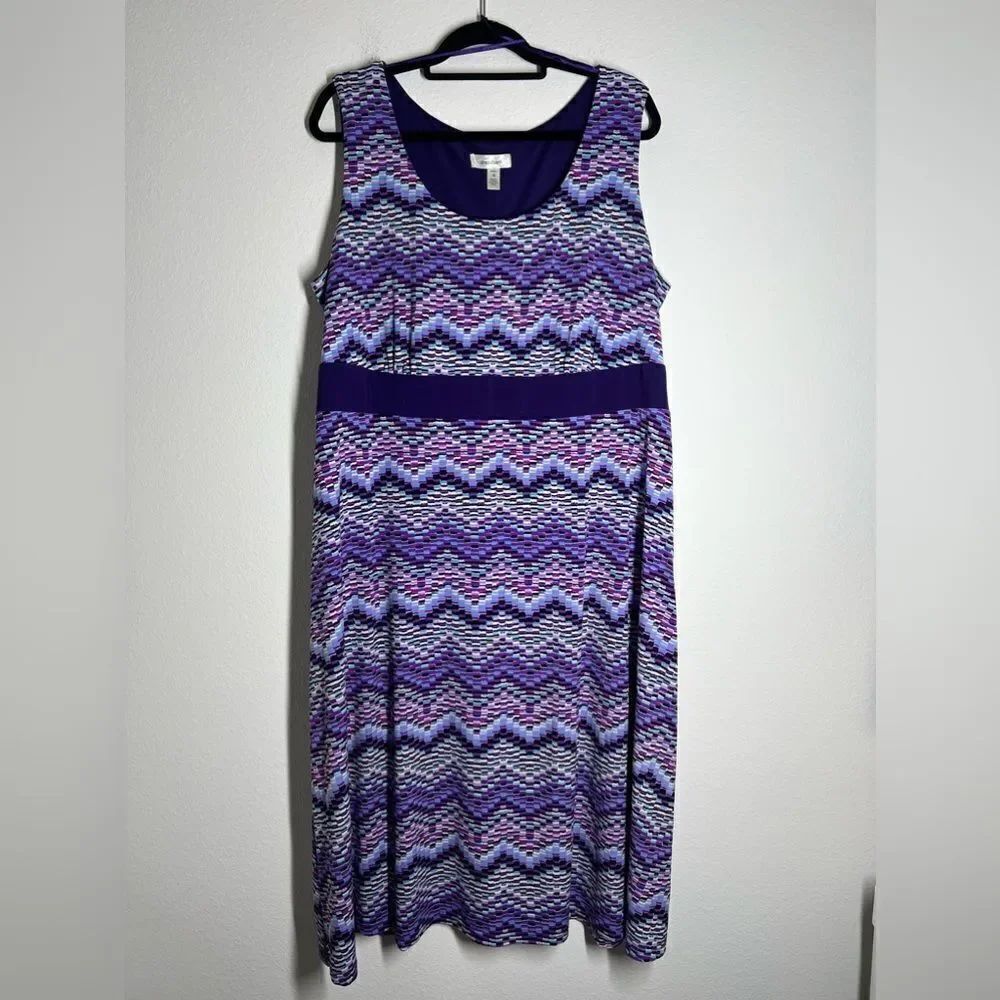 Dressbarn Purple Patterned Dress Size 18 Sleeveless